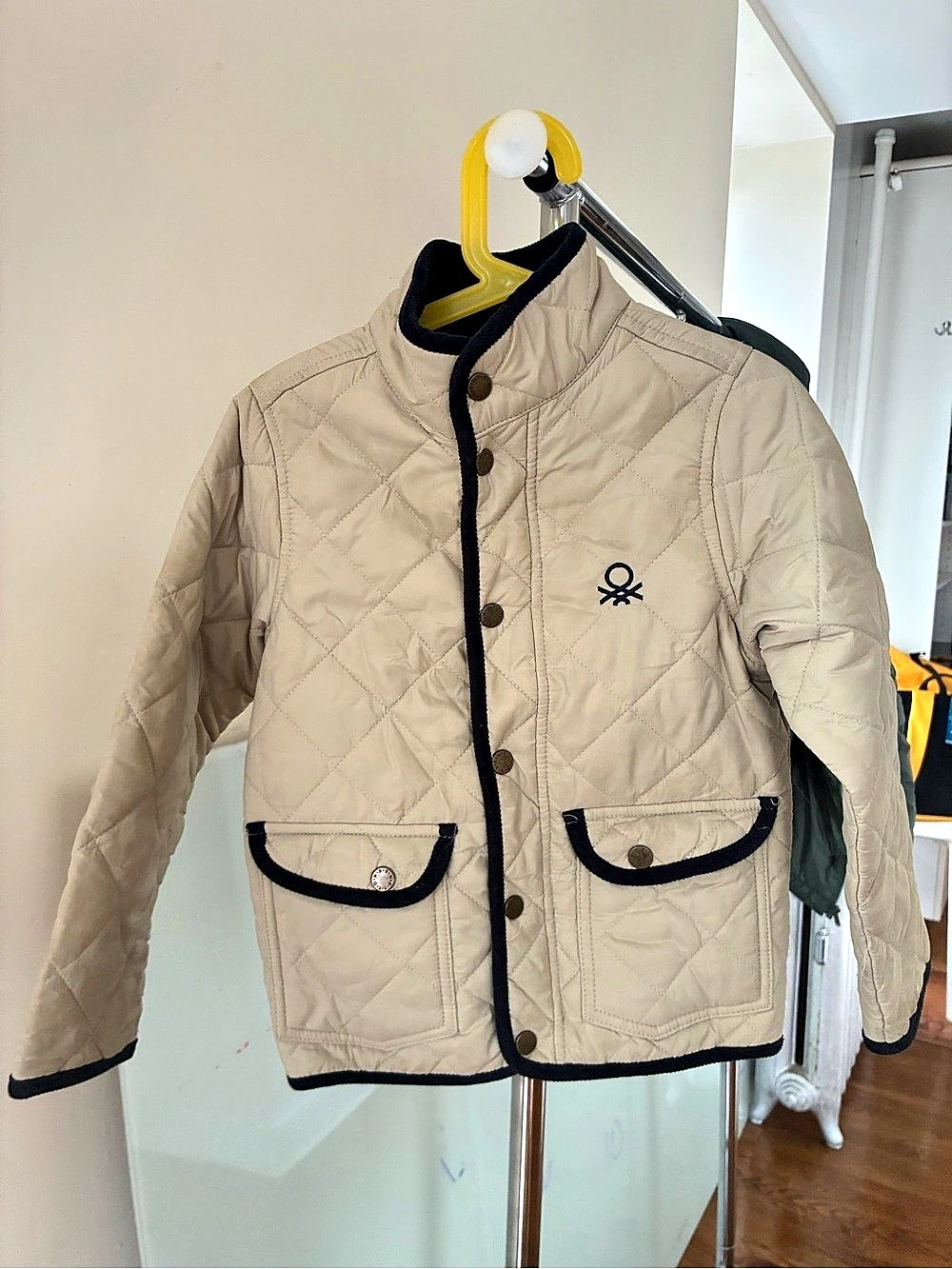 United Colors of Benetton Kids Quilted Barn Jacket Beige Navy Trim Size XS 4-5Y